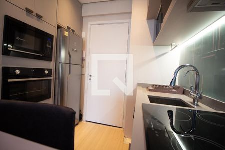Cozinha de apartamento para alugar com 1 quarto, 46m² em Pompeia, São Paulo