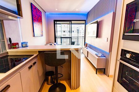 Sala e Cozinha de apartamento para alugar com 1 quarto, 46m² em Pompeia, São Paulo