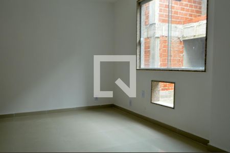 Suíte de apartamento à venda com 2 quartos, 66m² em Taquara, Rio de Janeiro