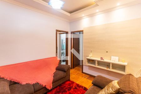 Sala 1 de casa para alugar com 3 quartos, 240m² em Floresta, Belo Horizonte