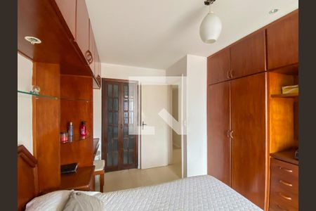 Suíte de apartamento à venda com 3 quartos, 158m² em Vital Brasil, Niterói