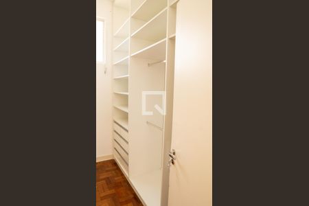 Closet de apartamento à venda com 4 quartos, 243m² em Santa Cecília, São Paulo