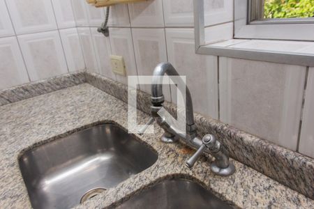 Casa à venda com 360m², 2 quartos e 1 vaga Casa à venda com 360m², 2 quartos e 1 vagaCozinha - detalhe