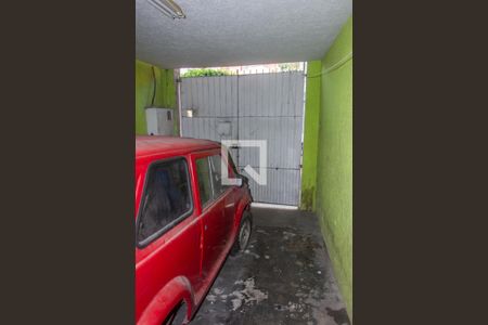 Casa à venda com 360m², 2 quartos e 1 vaga Casa à venda com 360m², 2 quartos e 1 vagaGaragem