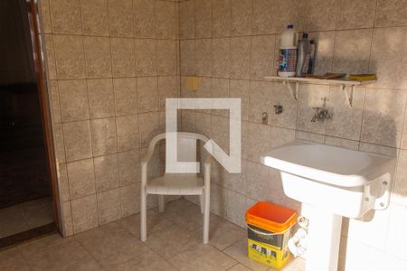 Casa à venda com 360m², 2 quartos e 1 vaga Casa à venda com 360m², 2 quartos e 1 vagaÁrea de Serviço 1