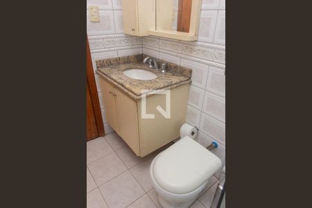 Casa à venda com 360m², 2 quartos e 1 vaga Casa à venda com 360m², 2 quartos e 1 vagaBanheiro