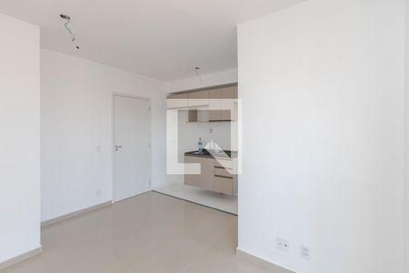 Sala/Cozinha de apartamento para alugar com 2 quartos, 40m² em Parque Maria Helena, São Paulo