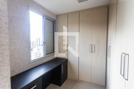 Closet da Suíte de apartamento à venda com 2 quartos, 165m² em São Pedro, Belo Horizonte