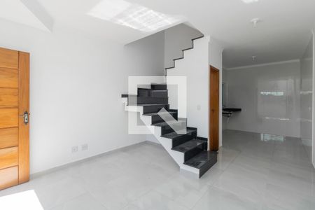 Sala de casa de condomínio para alugar com 2 quartos, 80m² em Penha de França, São Paulo