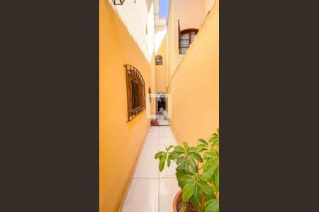 Casa à venda com 125m², 3 quartos e sem vagaCorredor - Quintal