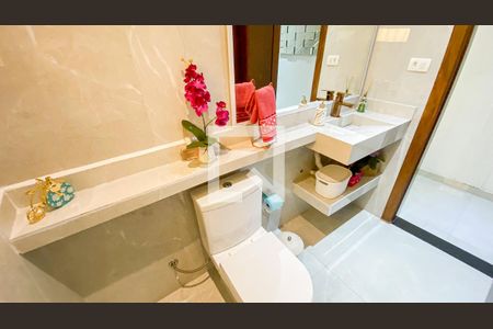 Casa à venda com 125m², 3 quartos e sem vagaLavabo