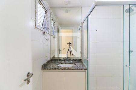 Apartamento à venda com 85m², 3 quartos e 2 vagasBanheiro da Suíte