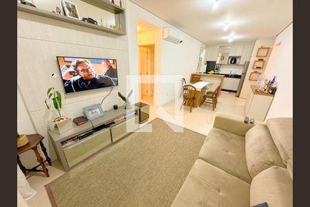 Sala de TV de apartamento para alugar com 2 quartos, 104m² em Canasvieiras, Florianópolis