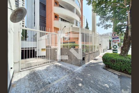 Apartamento à venda com 100m², 3 quartos e 2 vagas Apartamento à venda com 100m², 3 quartos e 2 vagasFachada