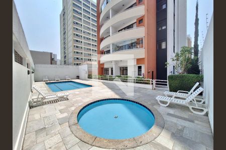 Apartamento à venda com 100m², 3 quartos e 2 vagas Apartamento à venda com 100m², 3 quartos e 2 vagasÁrea comum - Piscina