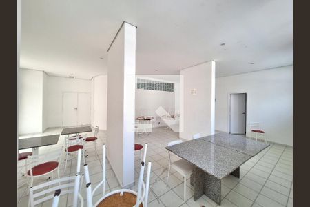 Apartamento à venda com 100m², 3 quartos e 2 vagas Apartamento à venda com 100m², 3 quartos e 2 vagasÁrea comum - Salão de festas