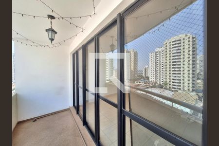 Apartamento à venda com 100m², 3 quartos e 2 vagas Apartamento à venda com 100m², 3 quartos e 2 vagasVaranda