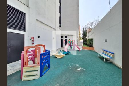 Apartamento à venda com 100m², 3 quartos e 2 vagas Apartamento à venda com 100m², 3 quartos e 2 vagasÁrea comum - Playground