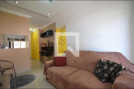 Sala de apartamento à venda com 3 quartos, 81m² em Cordovil, Rio de Janeiro