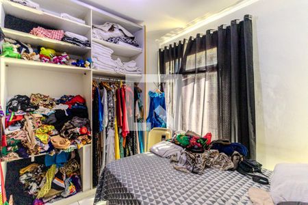 Apartamento à venda com 120m², 3 quartos e sem vagaQuarto 1