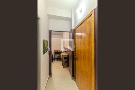 Corredor de Entrada de kitnet/studio para alugar com 1 quarto, 47m² em República, São Paulo