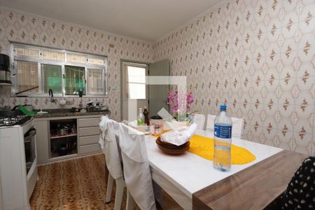 Casa à venda com 130m², 2 quartos e 2 vagasCozinha