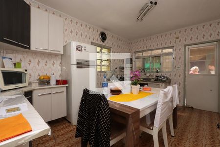 Casa à venda com 130m², 2 quartos e 2 vagasCozinha