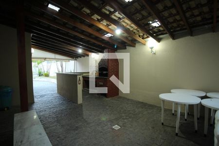 Apartamento para alugar com 56m², 2 quartos e 2 vagasÁrea comum - Churrasqueira