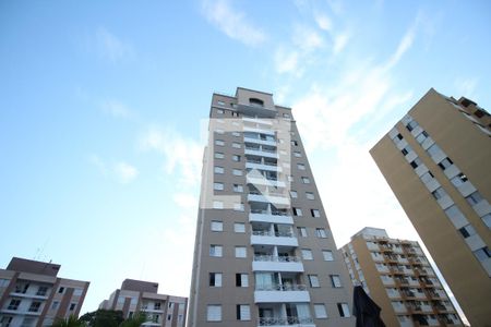 Apartamento para alugar com 56m², 2 quartos e 2 vagasFachada