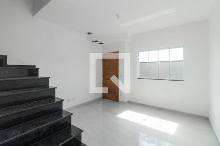 Sala de casa de condomínio para alugar com 2 quartos, 80m² em Penha de França, São Paulo