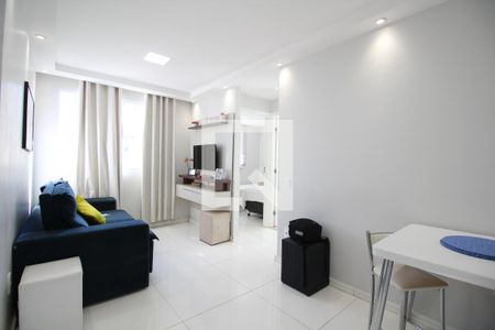 Sala  de apartamento à venda com 2 quartos, 40m² em Gardênia Azul, Rio de Janeiro