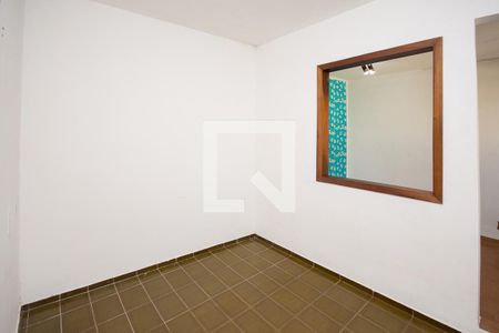 Quarto 1 de casa para alugar com 2 quartos, 40m² em Cupecê, São Paulo