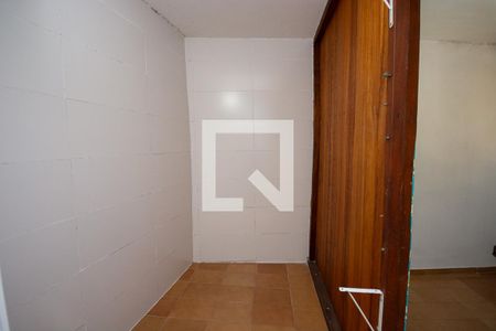 Casa para alugar com 45m², 2 quartos e sem vaga Casa para alugar com 45m², 2 quartos e sem vagaCloset do quarto 2