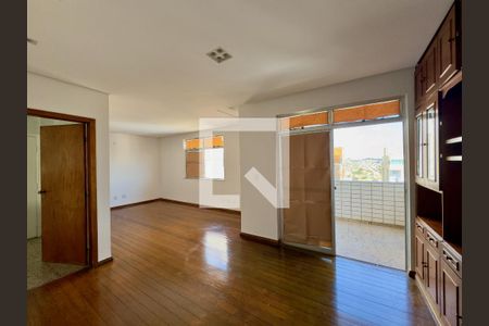 Apartamento à venda com 4 quartos, 120m² em Buritis, Belo Horizonte