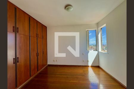 Apartamento à venda com 3 quartos, 120m² em Buritis, Belo Horizonte