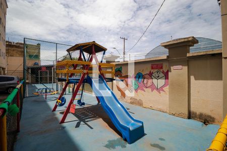 Apartamento à venda com 100m², 2 quartos e 1 vaga Apartamento à venda com 100m², 2 quartos e 1 vagaÁrea comum - Playground