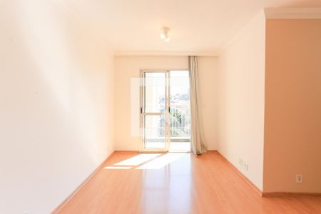 Sala de apartamento para alugar com 3 quartos, 68m² em Jardim Luísa, São Paulo