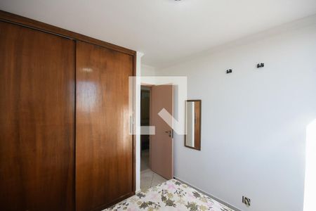 Quarto 1 de apartamento para alugar com 3 quartos, 80m² em Jardim Piracuama, São Paulo