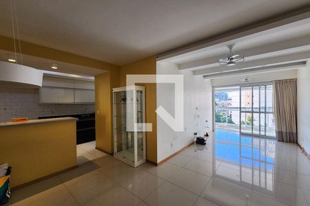 Sala de apartamento à venda com 3 quartos, 134m² em Laranjeiras, Rio de Janeiro