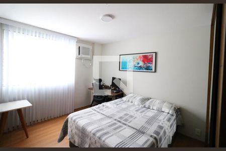 Quarto de apartamento à venda com 1 quarto, 40m² em Ribeira, Rio de Janeiro
