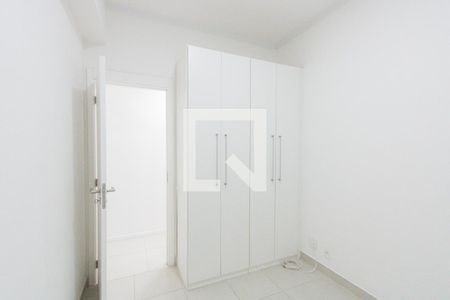 Quarto 1 de apartamento para alugar com 2 quartos, 56m² em Anil, Rio de Janeiro