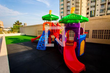 Apartamento à venda com 60m², 2 quartos e 1 vaga Apartamento à venda com 60m², 2 quartos e 1 vagaÁrea comum - Playground