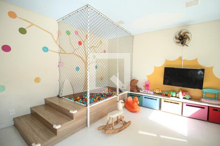 Apartamento à venda com 44m², 2 quartos e sem vagaÁrea comum