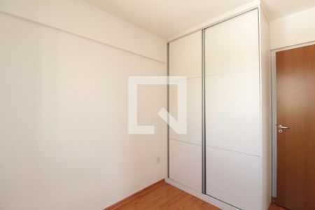 Apartamento para alugar com 66m², 2 quartos e 1 vagaQuarto