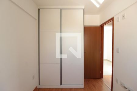 Apartamento para alugar com 66m², 2 quartos e 1 vagaQuarto