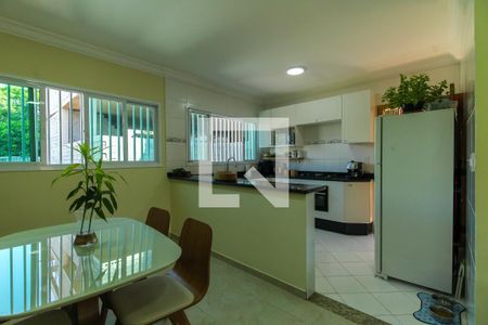 Casa à venda com 190m², 3 quartos e 5 vagasCozinha