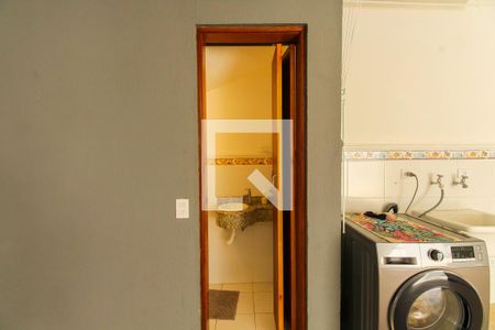 Casa à venda com 190m², 3 quartos e 5 vagasBanheiro de serviço