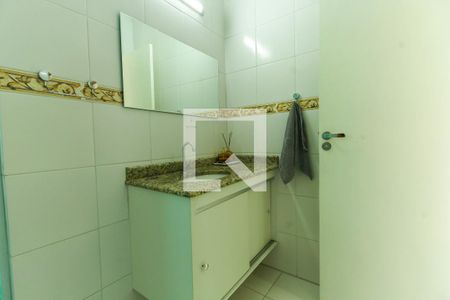 Casa à venda com 190m², 3 quartos e 5 vagasBanheiro da Suíte 2