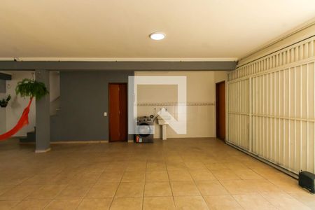 Casa à venda com 190m², 3 quartos e 5 vagasÁrea de Serviço