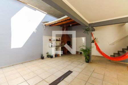 Casa à venda com 190m², 3 quartos e 5 vagasChurrasqueira e Garagem